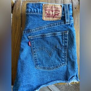 Levi’s 501 shorts